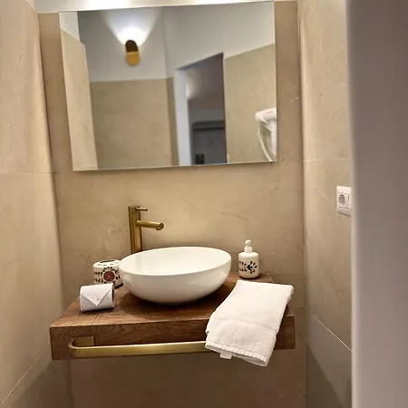 Ai 13 Gradoni Di Chiaia Bed & Breakfast 4*