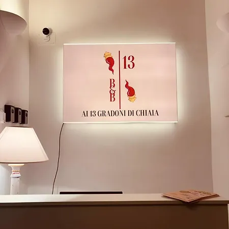 Ai 13 Gradoni Di Chiaia * Naples