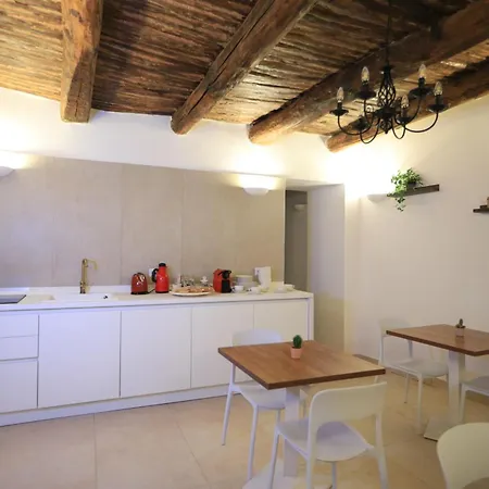 Bed & Breakfast Ai 13 Gradoni Di Chiaia Naples